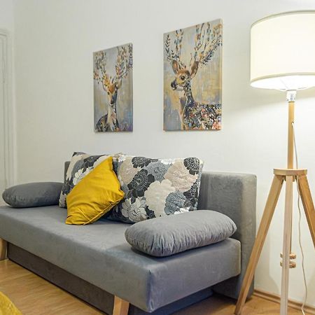 Economy 1Br Apartment Well Connected To The Whole City Bécs Kültér fotó