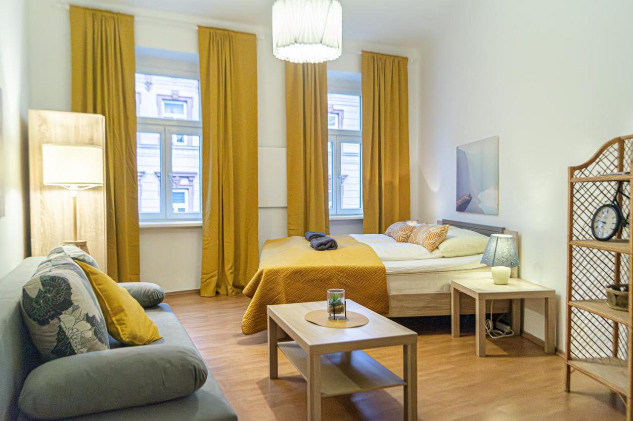 Economy 1Br Apartment Well Connected To The Whole City Bécs Kültér fotó