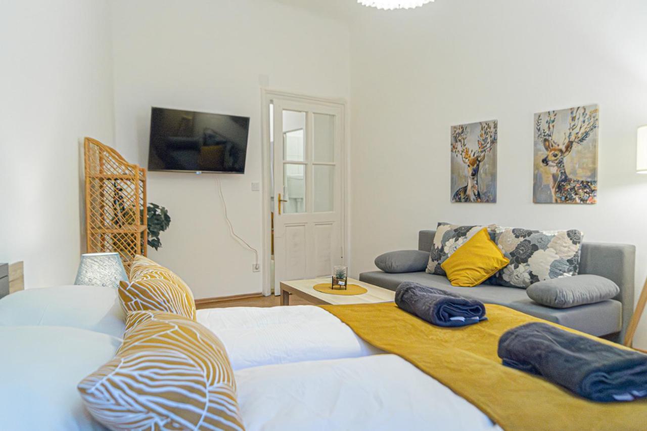 Economy 1Br Apartment Well Connected To The Whole City Bécs Kültér fotó