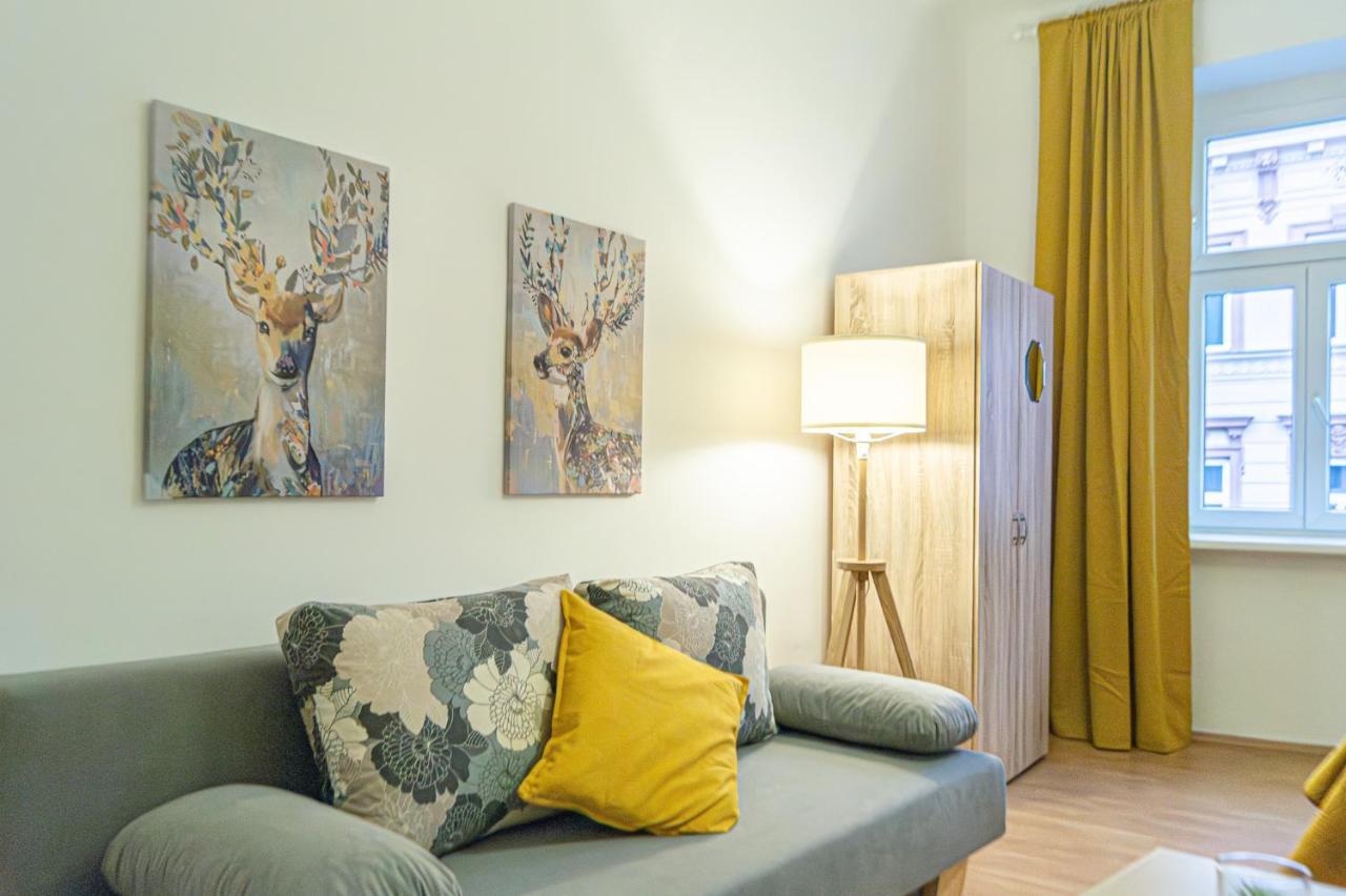 Economy 1Br Apartment Well Connected To The Whole City Bécs Kültér fotó