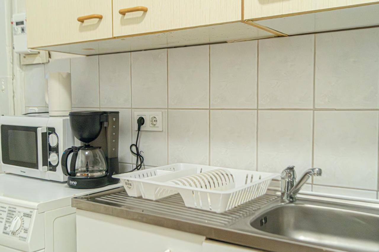 Economy 1Br Apartment Well Connected To The Whole City Bécs Kültér fotó