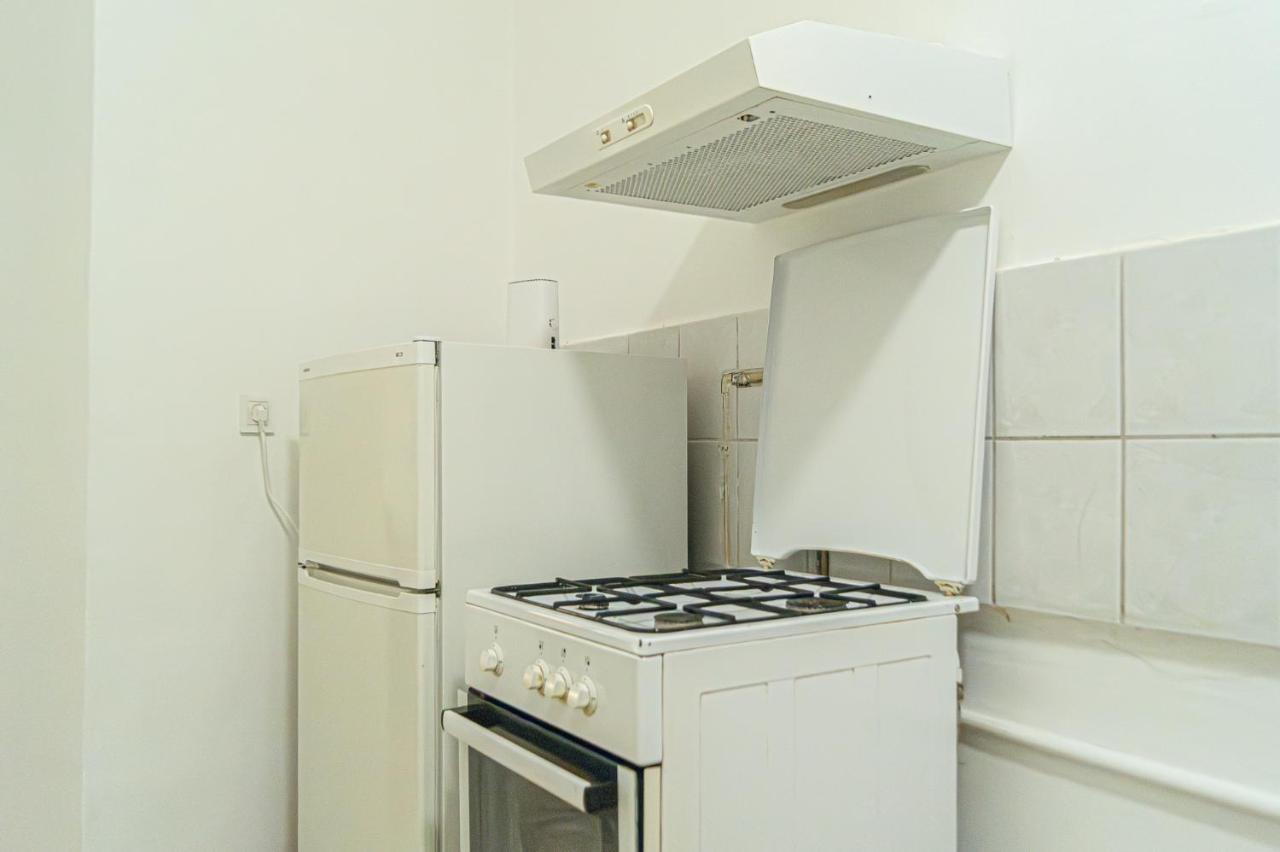 Economy 1Br Apartment Well Connected To The Whole City Bécs Kültér fotó